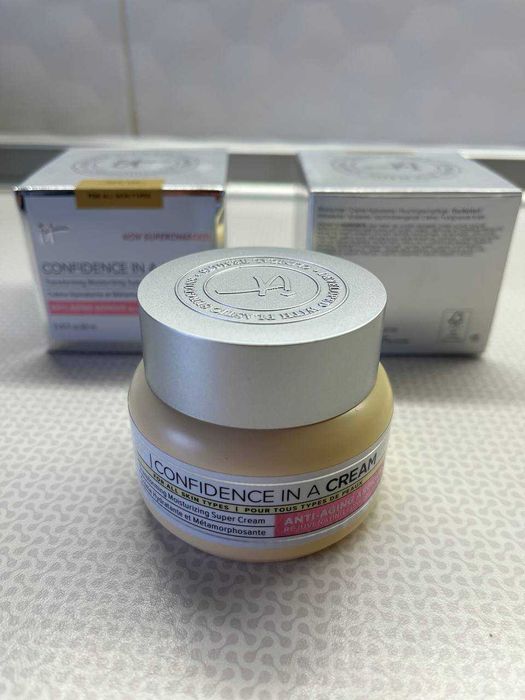 Антивіковий крем для обличчя IT Cosmetics Confidence In A Cream
