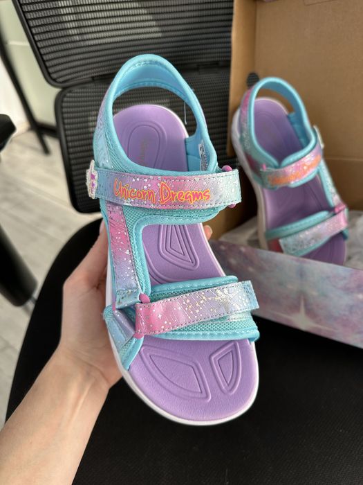 Детские мигающие тематические босоножки на липучках Skechers 32/33/35/36/37р