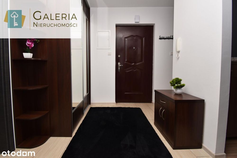 Nowsze budownictwo, ogródek, miejsce postojowe