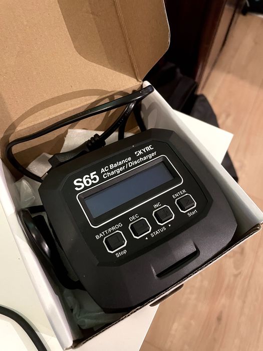 Ładowarka SKY RC S65