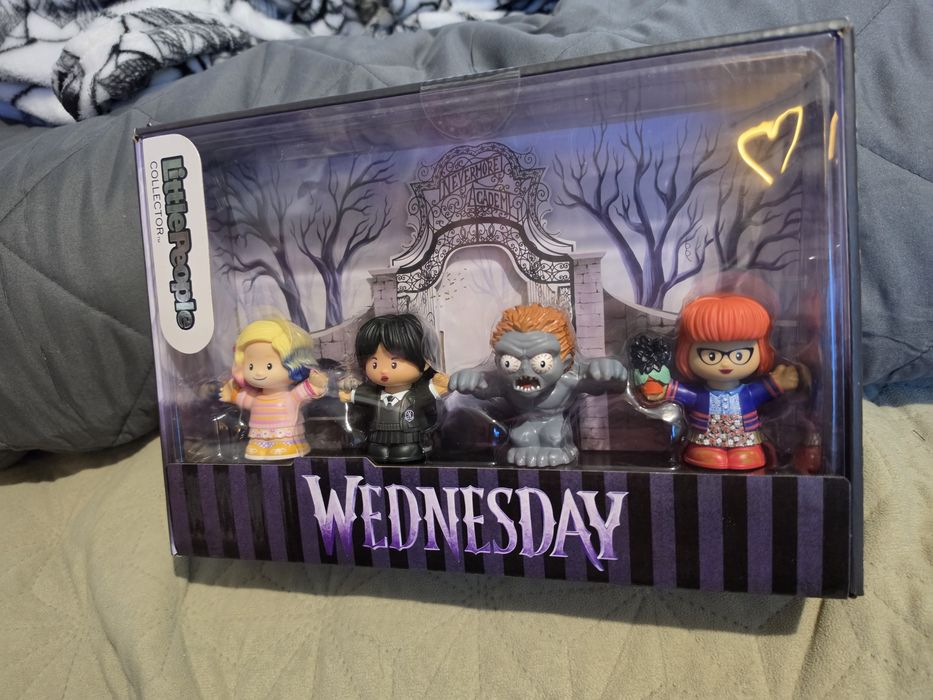 Figurki Wednesday Addams fisher price mattel Little people