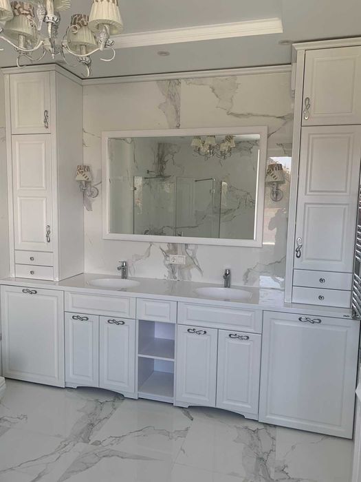 Умивальник зі стільницею зі штучного каменю, стільниця в ванну