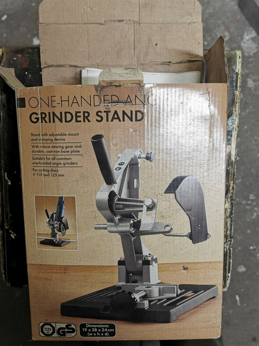 Stojak do ręcznej piły tarczowej