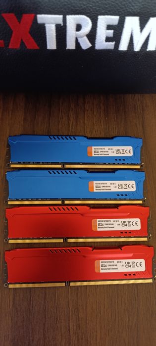 Оперативка Fury HyperX DDR3-1600МГц.