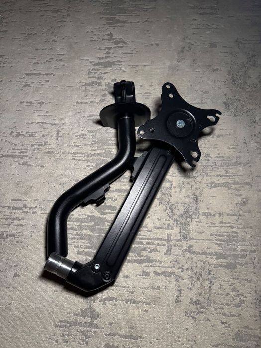 Кронштейн для монитора