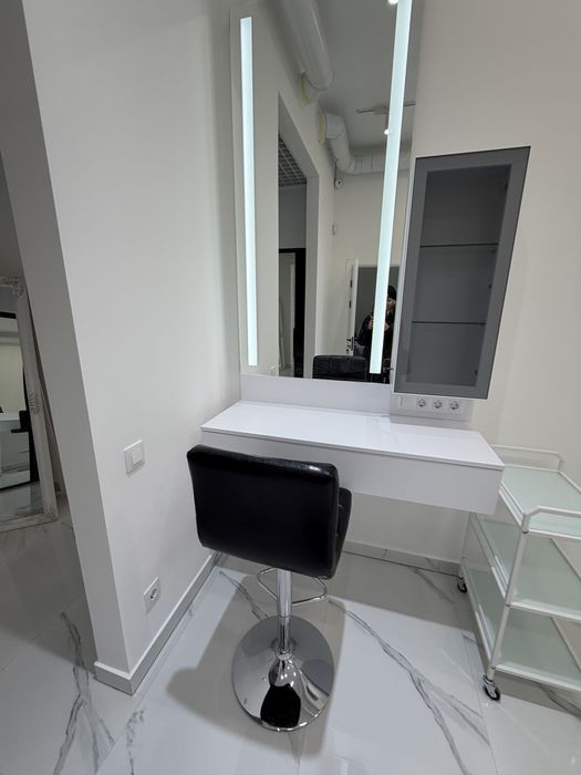 Центр. САЛОН КРАСИ . Вигідна ціна!