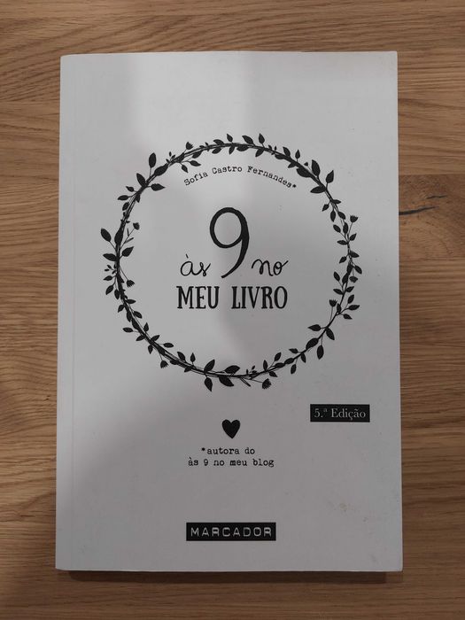 Livro Às 9 no meu livro, Sofia Castro Fernandes