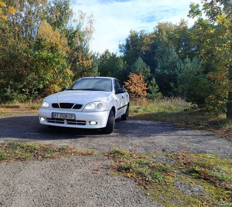 Daewoo Lanos . .