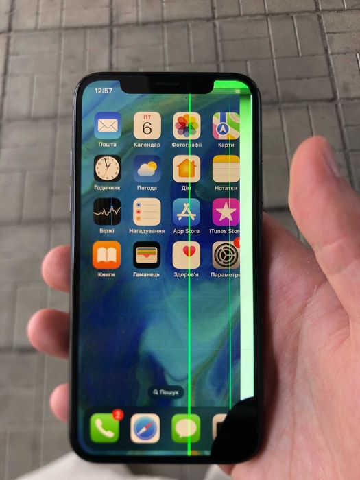 iPhone X дисплей. Екран. Розбита матриця.