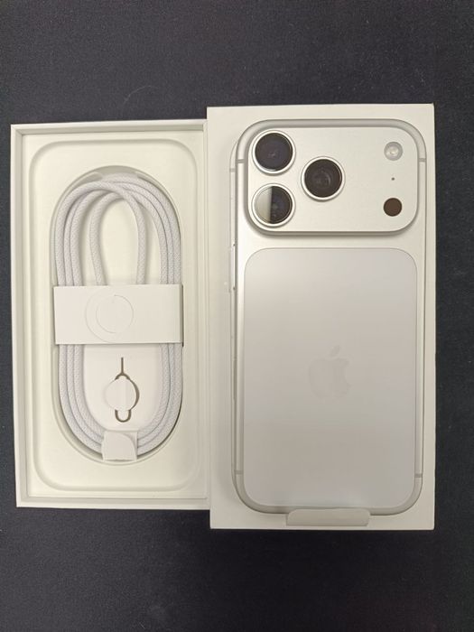 Apple iPhone 17 Pro 256Gb Silver новый