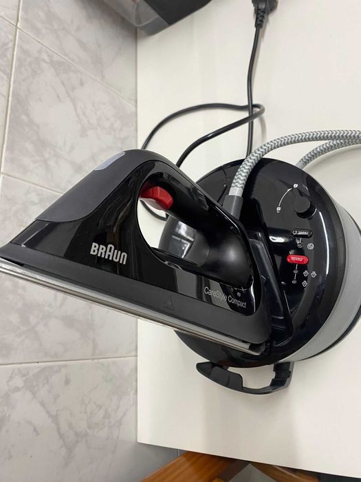 Ferro com Caldeira BRAUN Carestyle Compact