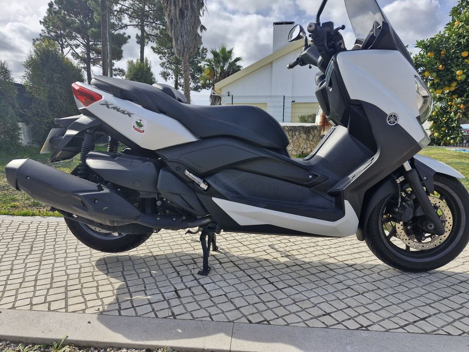 Mota Yamaha Xmax 400
