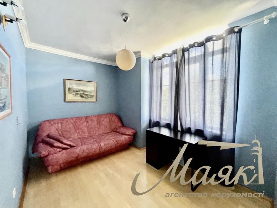 Оренда будинку з басейном у Лісниках 430 м² SPA-зона Генератор, Київська область, Обухівське направлення
