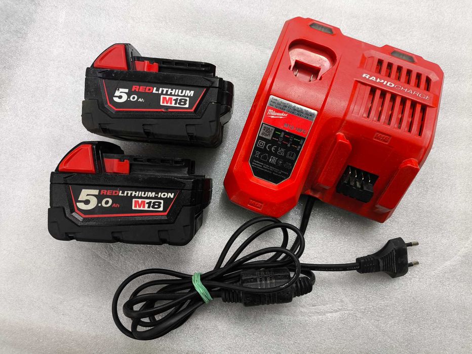 Zestaw Milwaukee M18 Ładowarka M12-18FC +2x akumulator 5Ah baterie