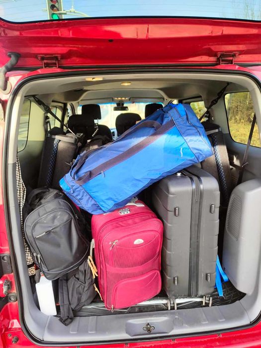 Transport: 7 osób, XXL, osoby niepełnosprawne, lotnisko.Poznań okolice