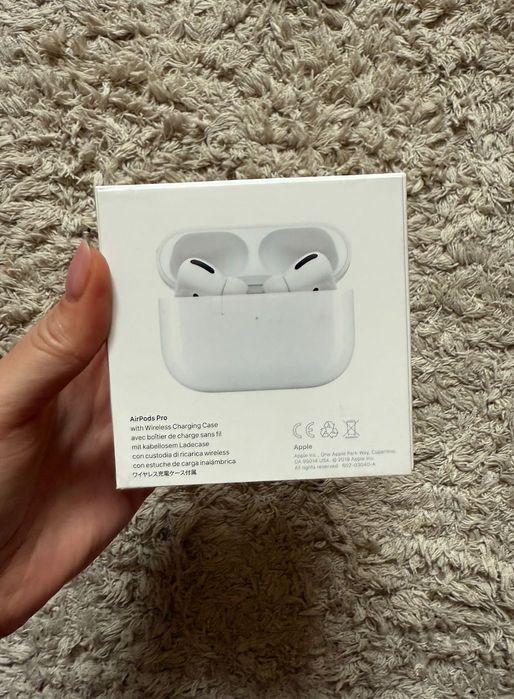 Навушники AirPods Pro 1 + кейс + зарядка