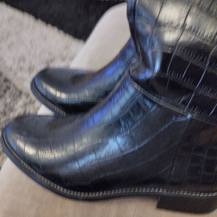 Botas de cano alto pretas 37 (ler descrição)