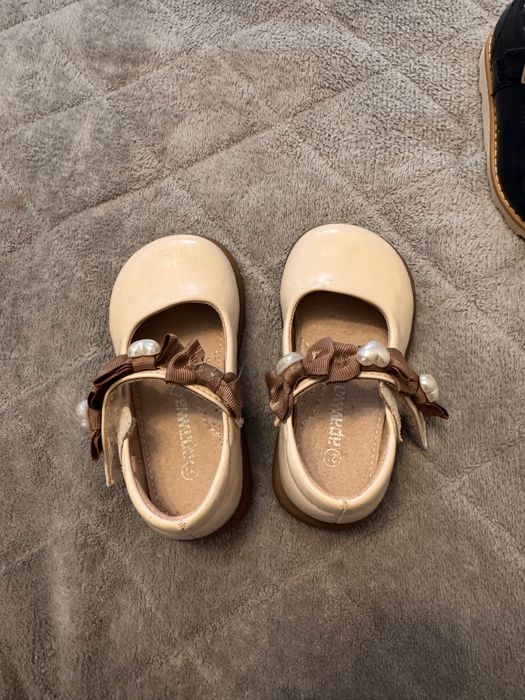 Продам туфлі clarks 21/22