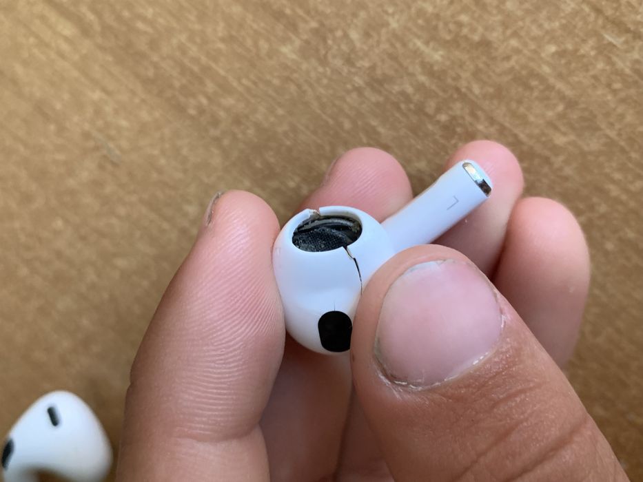 Air Pods 3 оригинал,на гарантии,читайте описание