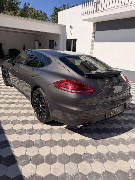 Porsche Panamera 3.0 V6 Diesel Tiptronic – 250 cv – 136.000 km