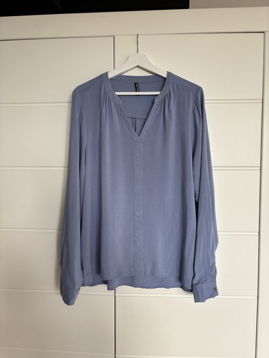 Jasnoniebieska bluzka oversize z wiskozy Chicoree 44