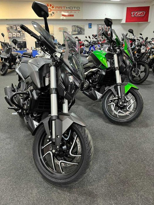 Мотоцикл Bajaj Dominar 400