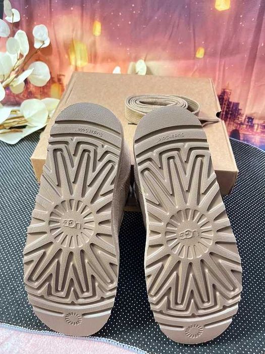 UGG_Lowmel_Sand_Rozmiar 37