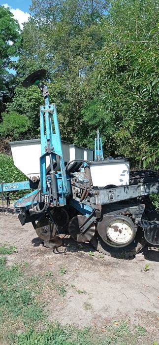 Продам сівалку Кінзе 2000