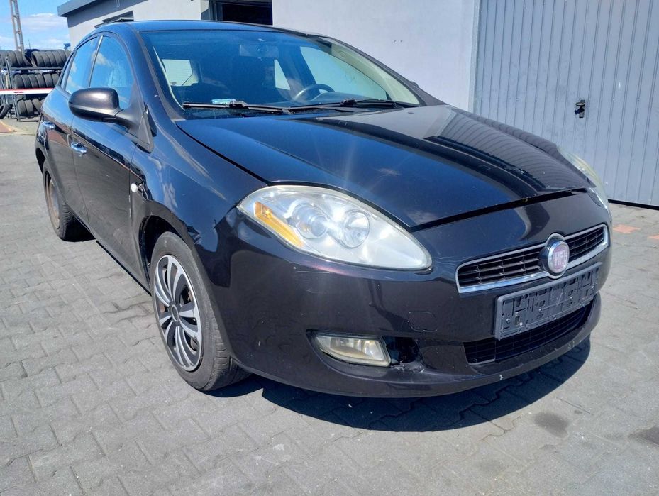 Zderzak przód przedni Fiat Bravo II lakier 805 części