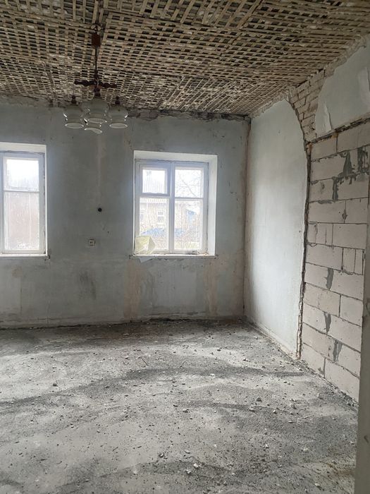 Продам будинок під ремонт у Катеринівці
