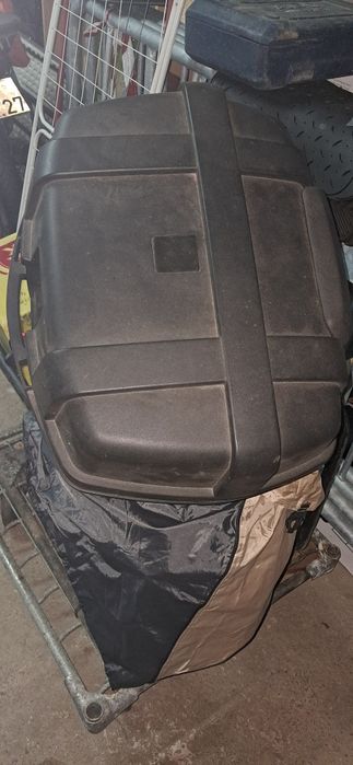 Mala top case de 47 litros mota