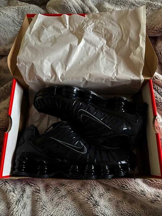 Nike shox czarne rozmiary od  39