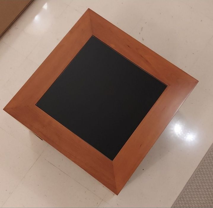 Mesa de Centro em Cerejeira