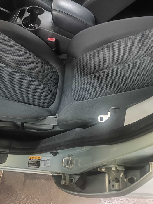 Sprzedam Kia carens 3