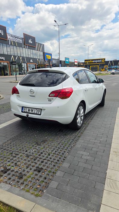 Opel Astra J 2012r