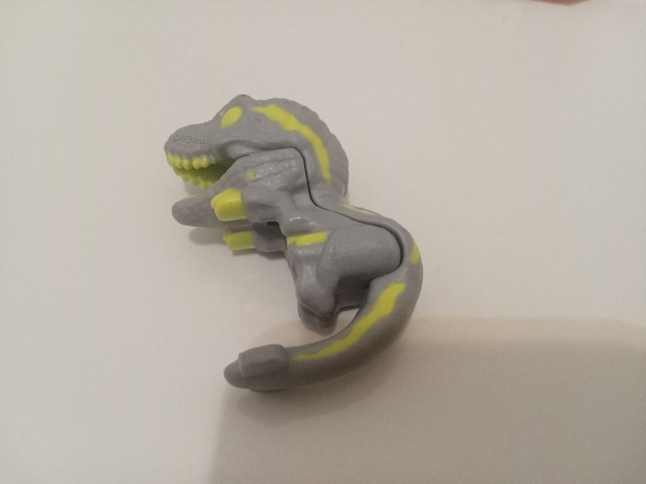 Kinder stranger things natoons star wars