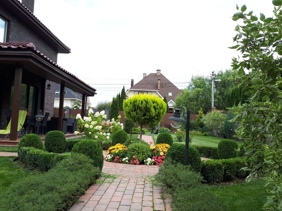 Послуги садівника ,озеленення,автополив.Київ та область