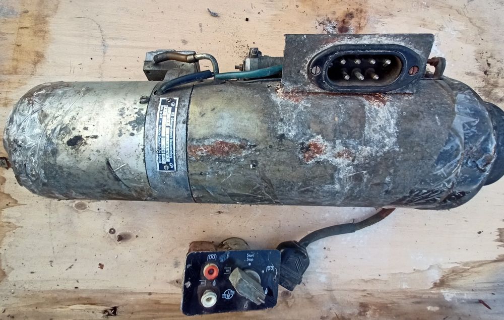 Автономна  пічка з  IFA.  24V .