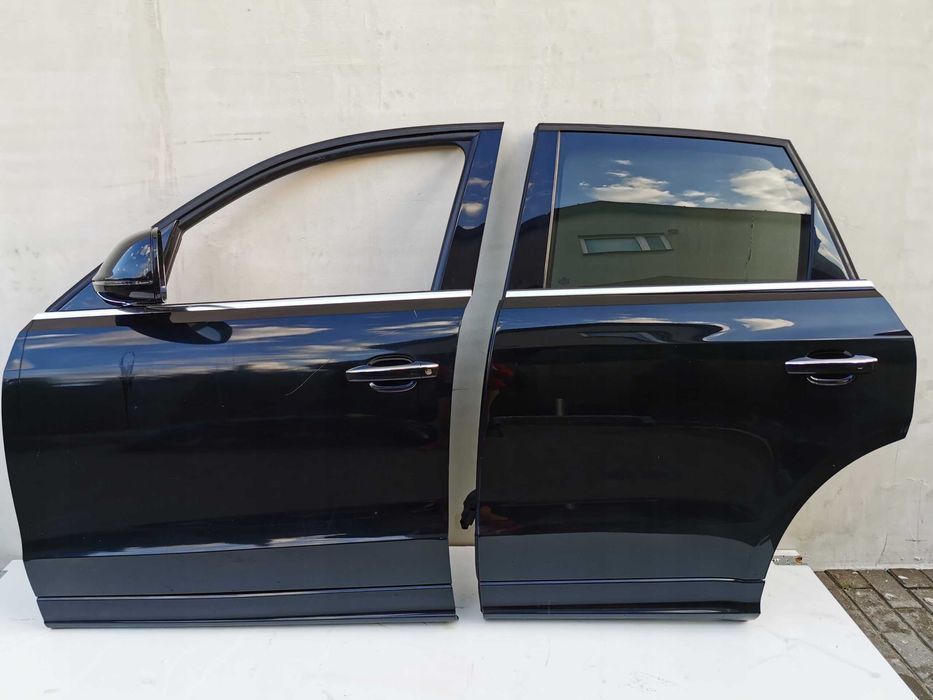Двери передние задние правые левые Audi Q5 8R разборка
