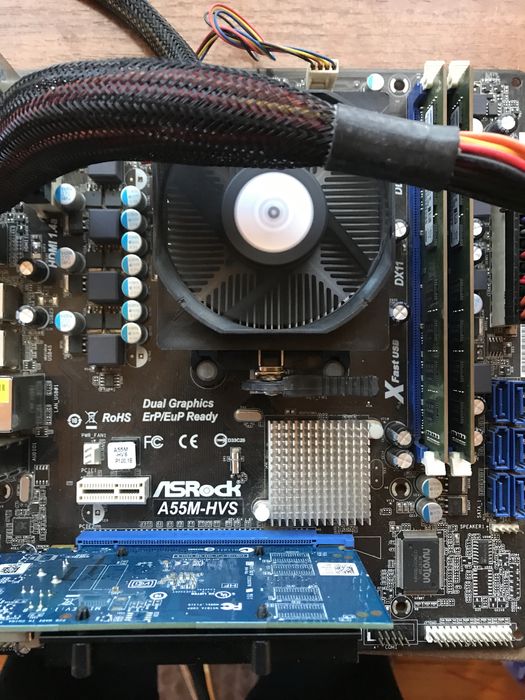 AMD A8-3850 (4 core)процессор,8 GB Ram,материнська плата Asrock A55