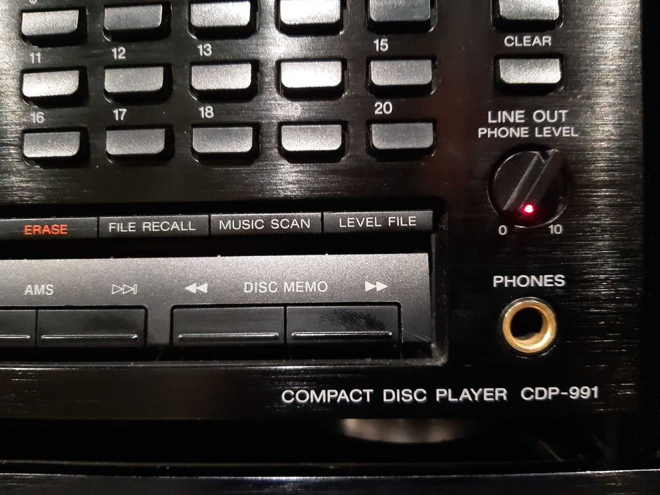 Compact Disk Player CDP-991- stan idealny