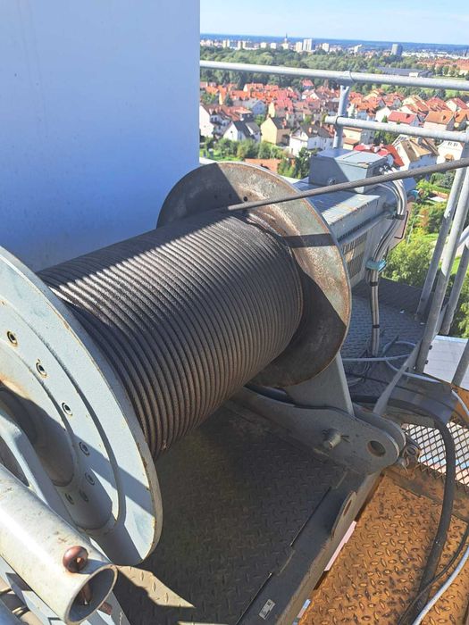 Używany dźwig żuraw wieżowy Liebherr 140EC-H Litronic 2008r