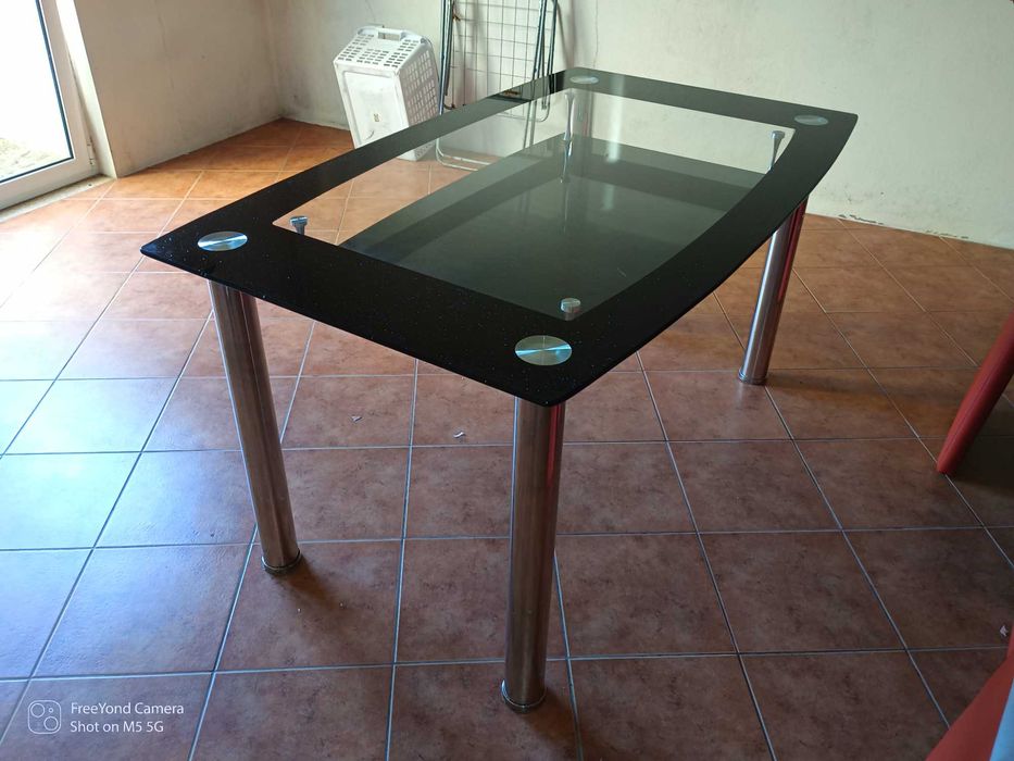 Mesa de vidro como nova