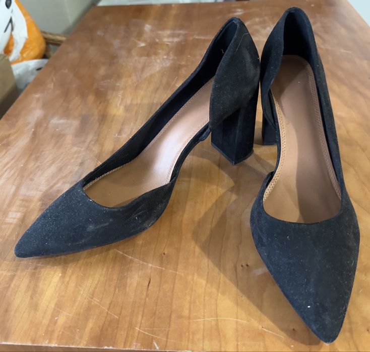 Sapatos pretos classicos altos, 43, em camurça