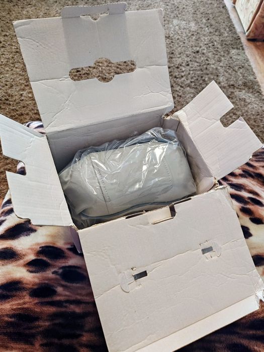 Электро массажёр для шеи плеч и тела с подогревом