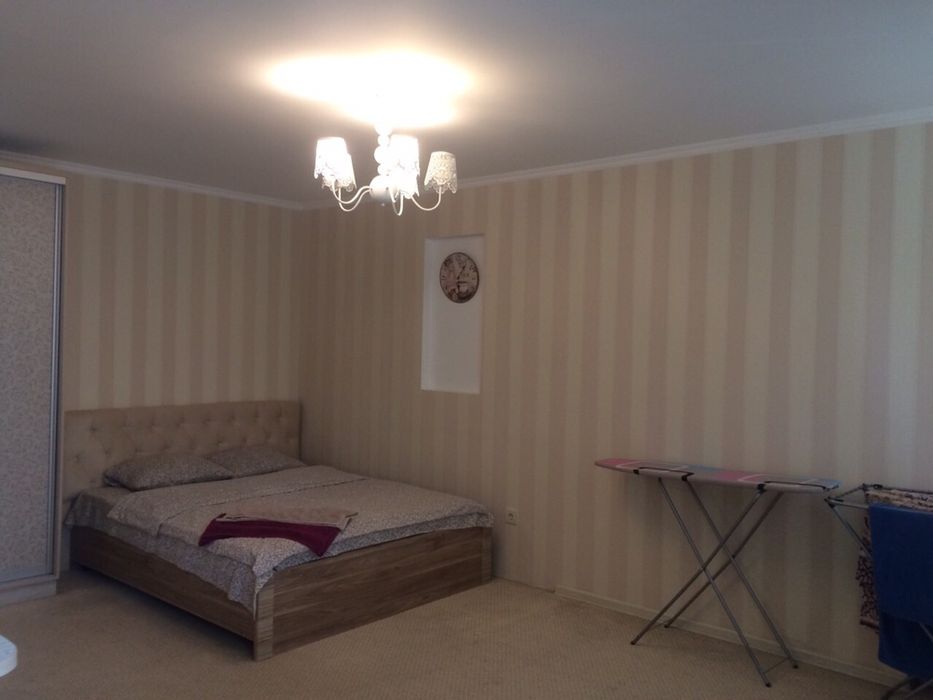 Подобово 1к.квартира на Винниченка.