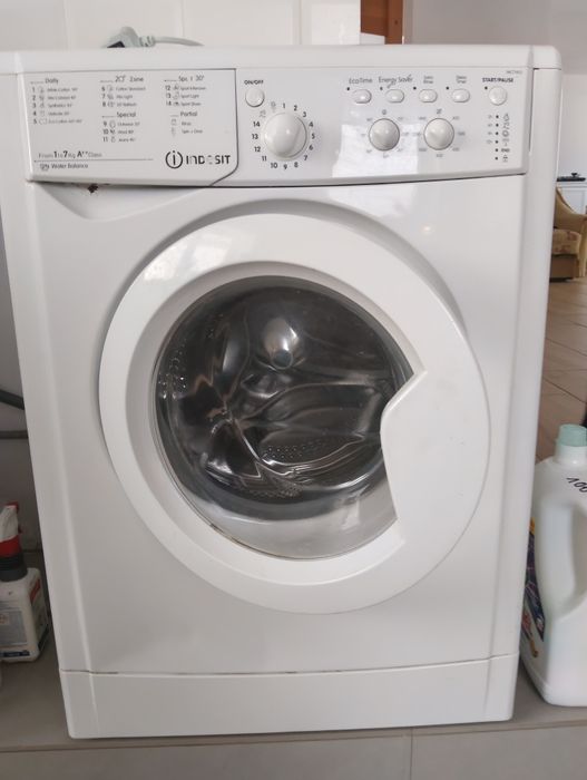 Sprzedam pralkę indesit