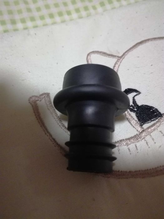 Винная пробка резиновая с Италии