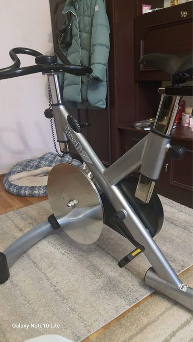 Спінбайк, сайлк, велотренажер  магнитний HauseFit