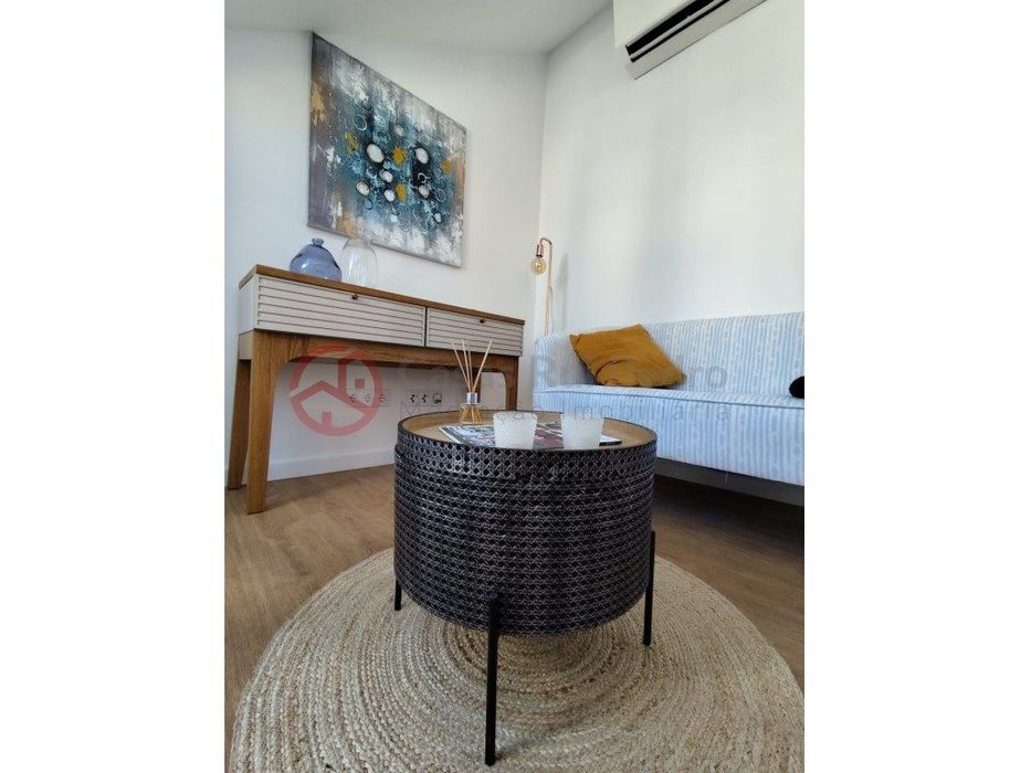 Apartamento T2 totalmente remodelado com vista rio em São Vicente, ...